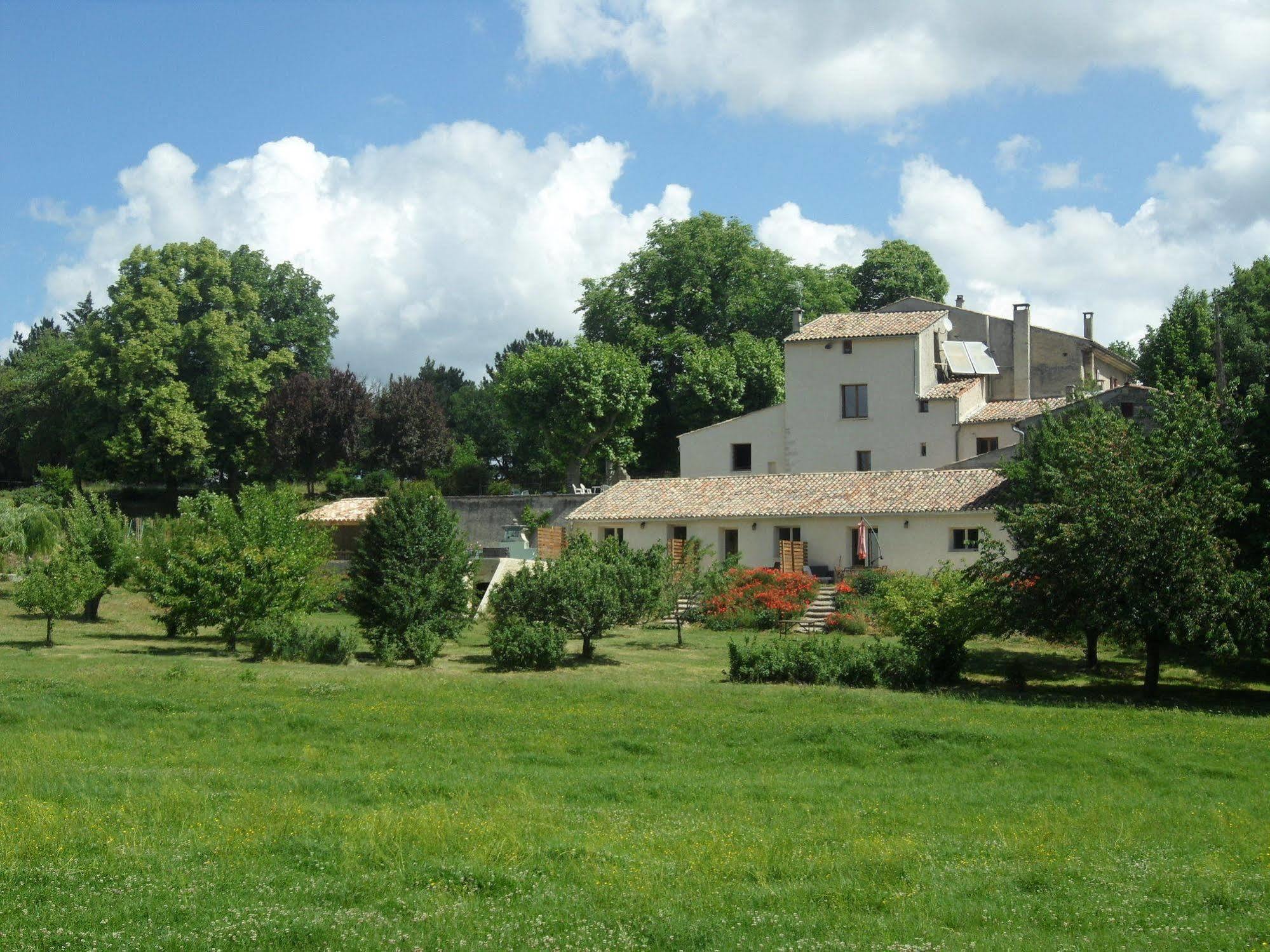 Les Anes De Forcalquier Hotel Exterior photo